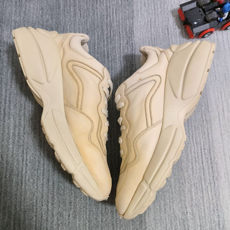 Gucci Rhyton Logo Classic Low-Top Sneakers 0079