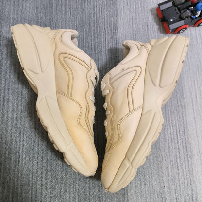 Gucci Rhyton Logo Classic Low-Top Sneakers 0079