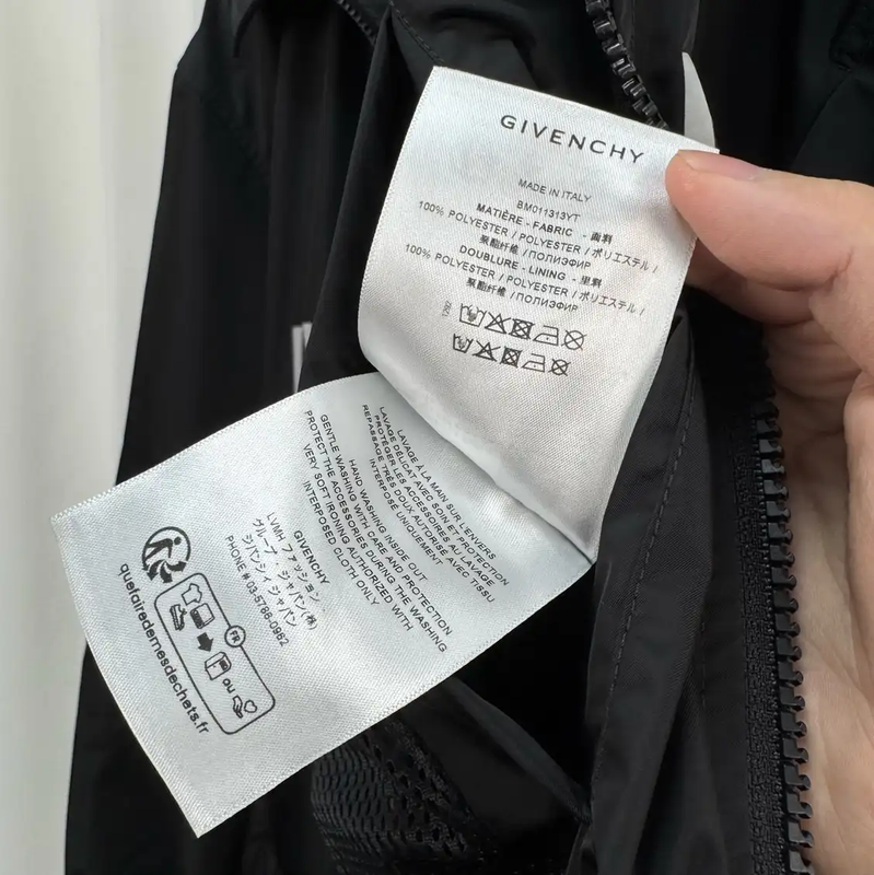 Givenchy Men's Long Sleeve Black Logo Jacket 0089