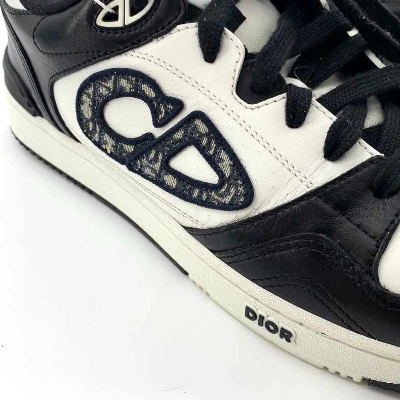 Black and White Dior Sneaker