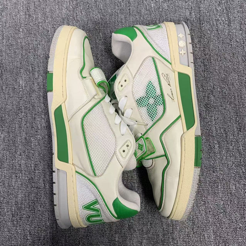 Louis Vuitton Retro Green Accent Low-Top Sneakers 0079