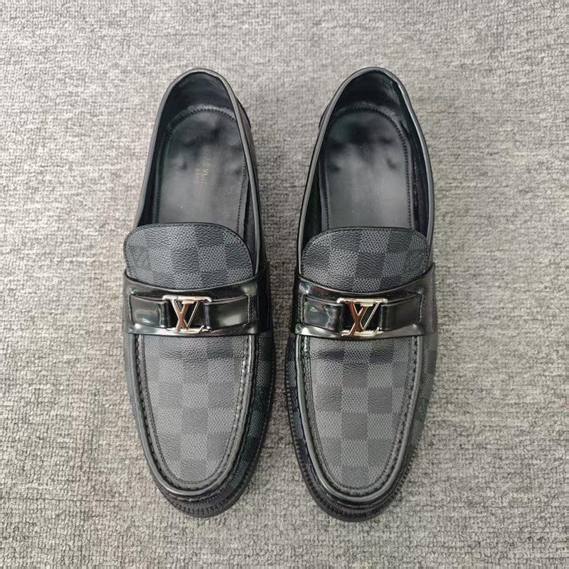 Louis Vuitton Major Casual Loafers for Men 0079