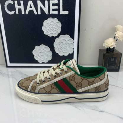 Gucci Tennis 1977 Canvas Low-Top Sneakers 0079