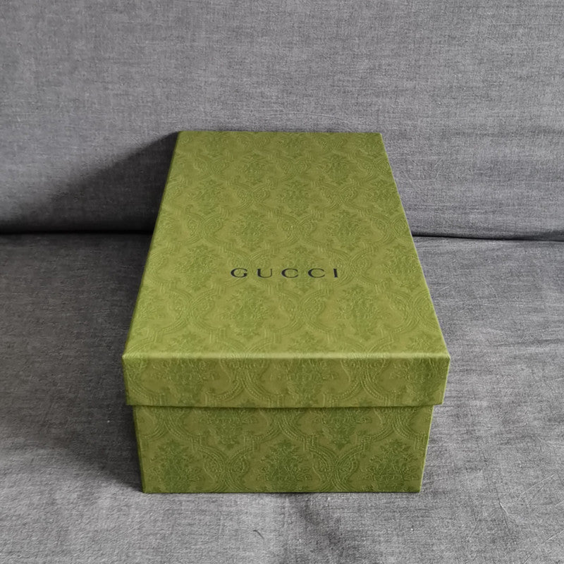 Gucci Ace Low-Top Sneakers in White and Gray 0079