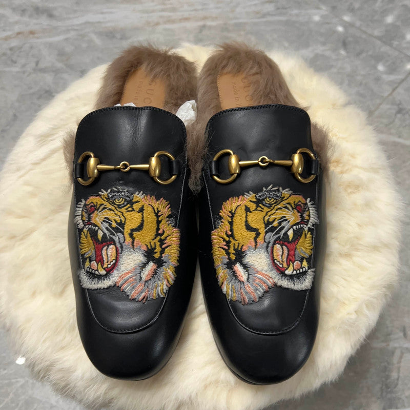 Gucci Stylish Casual Black Slipper with Embroidery 0079