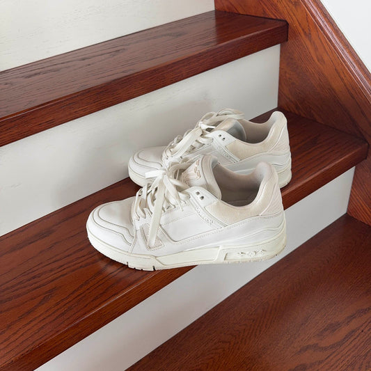 Louis Vuitton Trainer Sneaker in White 0079