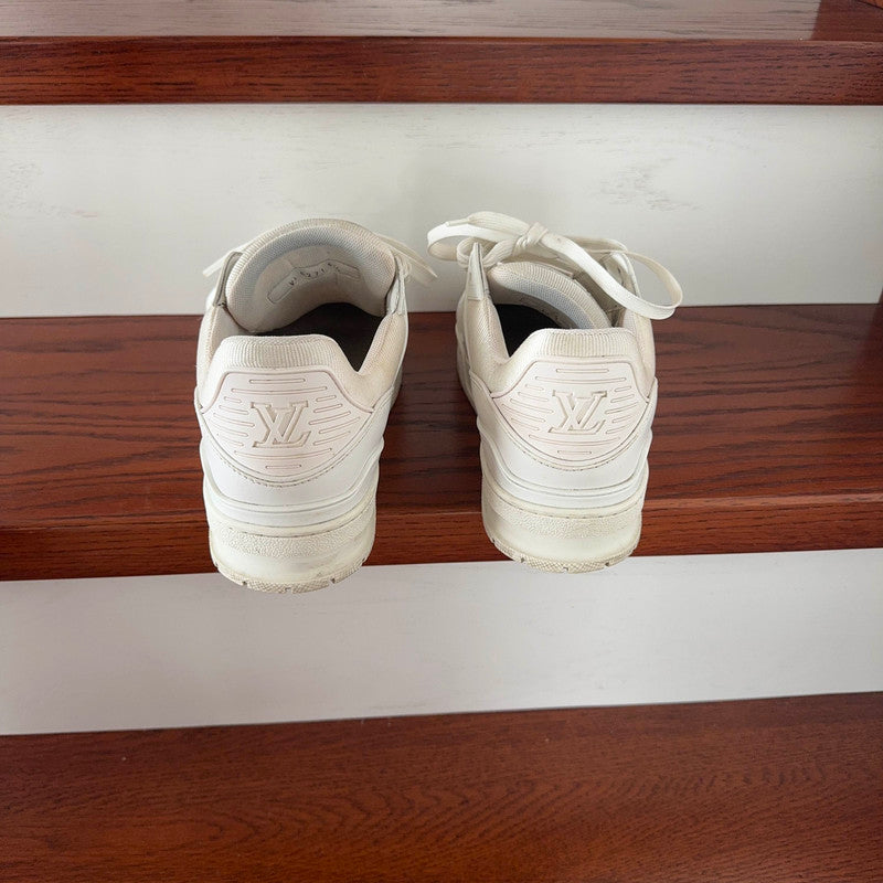 Louis Vuitton Trainer Sneaker in White 0079