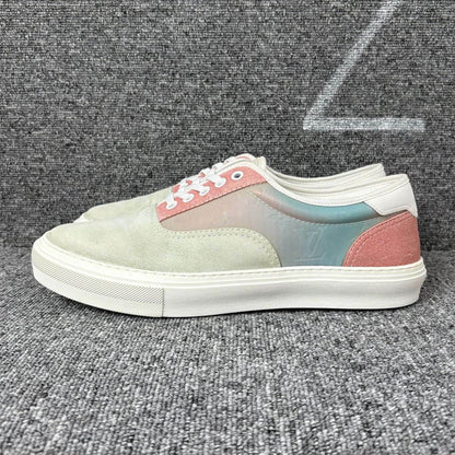 Louis Vuitton Trocadero Low-top Fashion Sneakers 0079