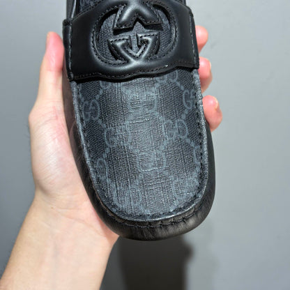 Gucci Black Leather Interlocking Loafers for Men 0079