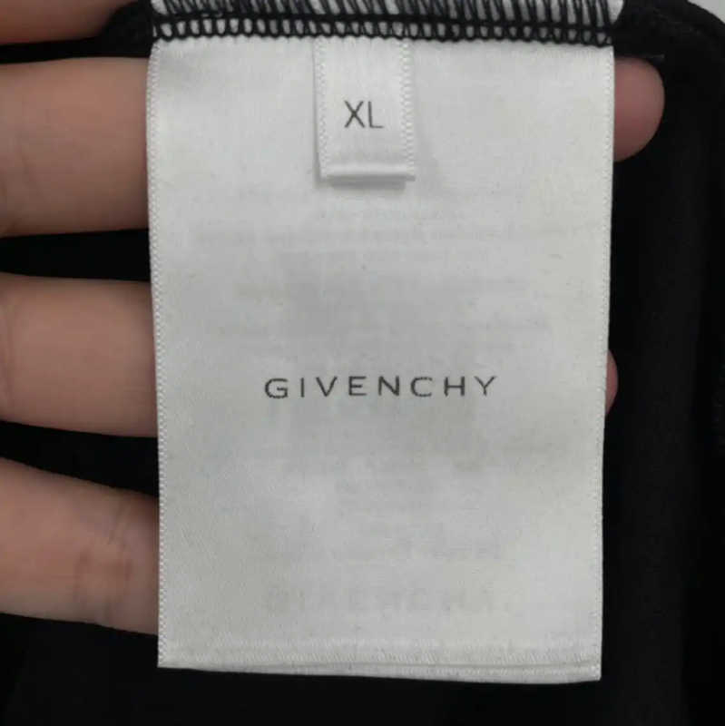 Givenchy Black Cotton Short Sleeve T-Shirt 0089