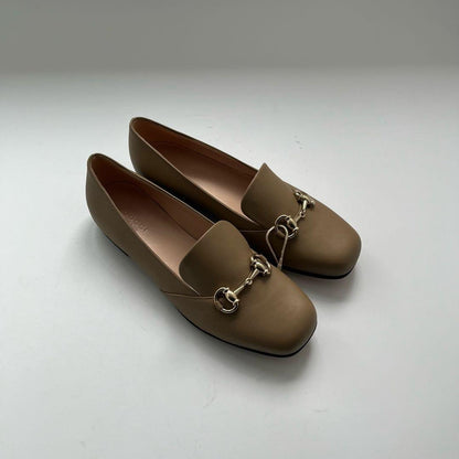 Gucci Brown Horsebit Loafers with Elegant Design 0079