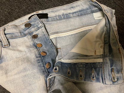 Amiri Distressed High-Stretch Denim Jeans-yf