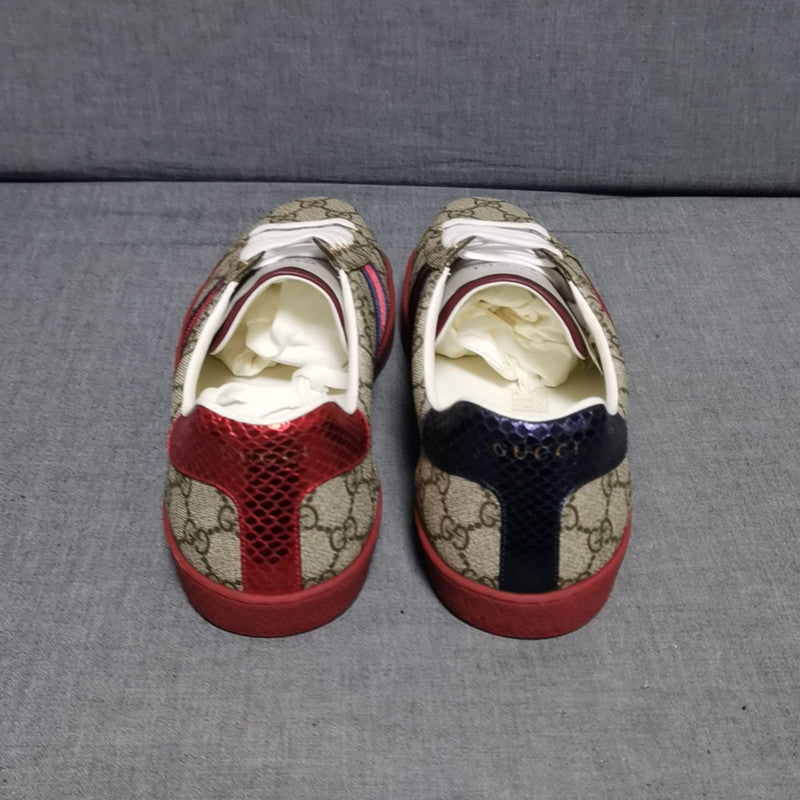 Gucci Ace Supreme Vintage Casual Sneakers 0079