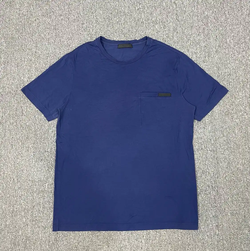 Prada Men's Cotton T-Shirt in Deep Blue