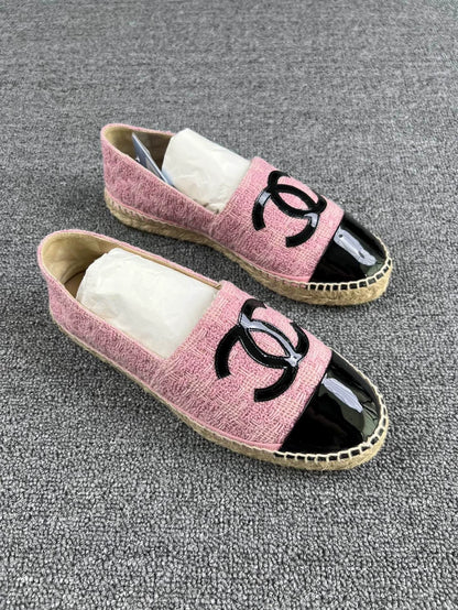 Chanel Pink Patent Leather Espadrilles-yf
