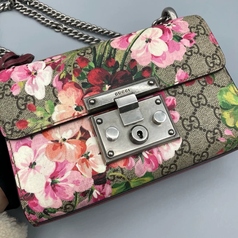 Gucci Floral Chain Shoulder Bag