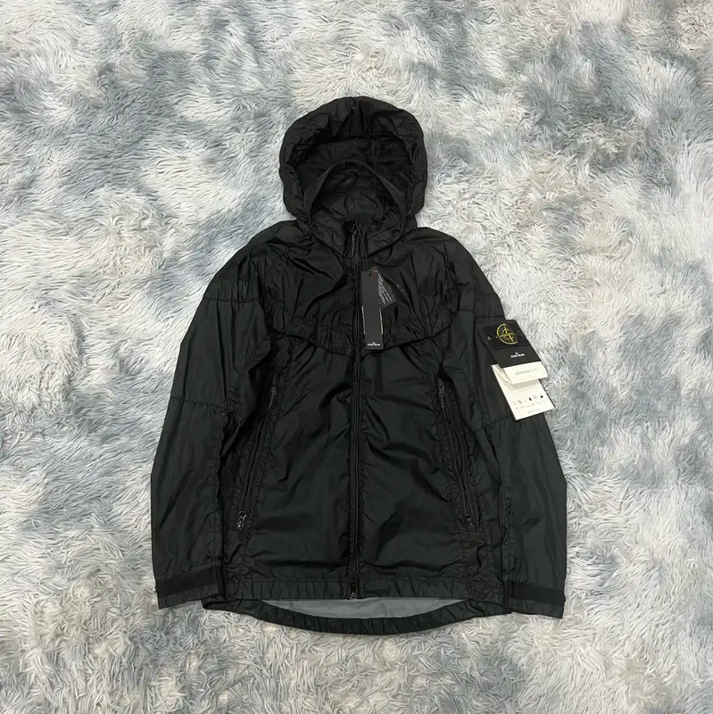 Stone Island Men's Black Lightweight Jacket 0089