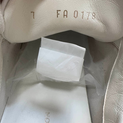 Louis Vuitton White Fashion Sneakers for Men 0079