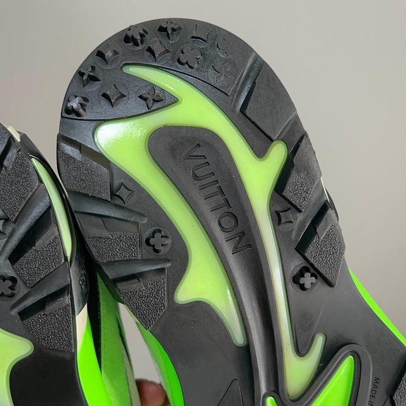 Louis Vuitton Runner Tatic Fashion Sneakers for Men 0079