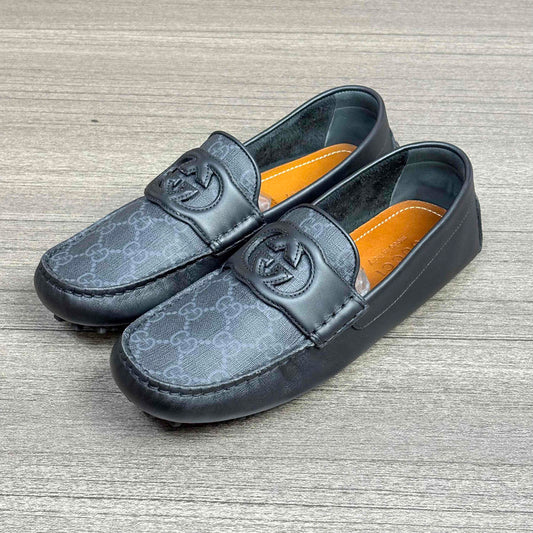 Gucci Black Leather Interlocking Loafers for Men 0079