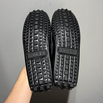 Gucci Black Leather Interlocking Loafers for Men 0079