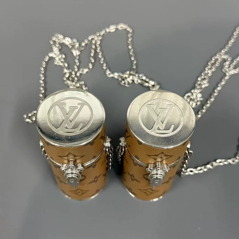 Louis Vuitton LV口红包