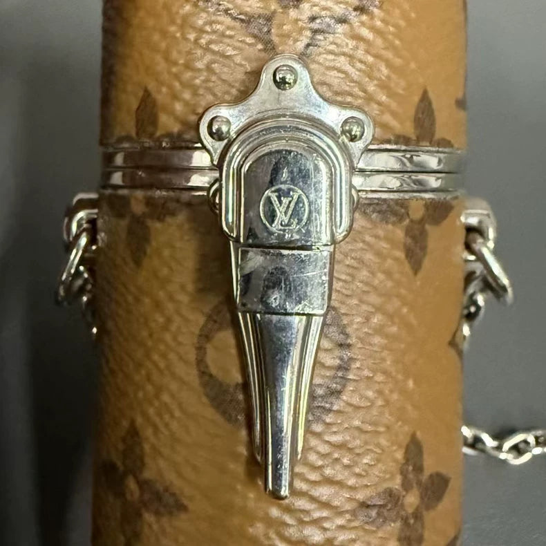 Louis Vuitton LV口红包