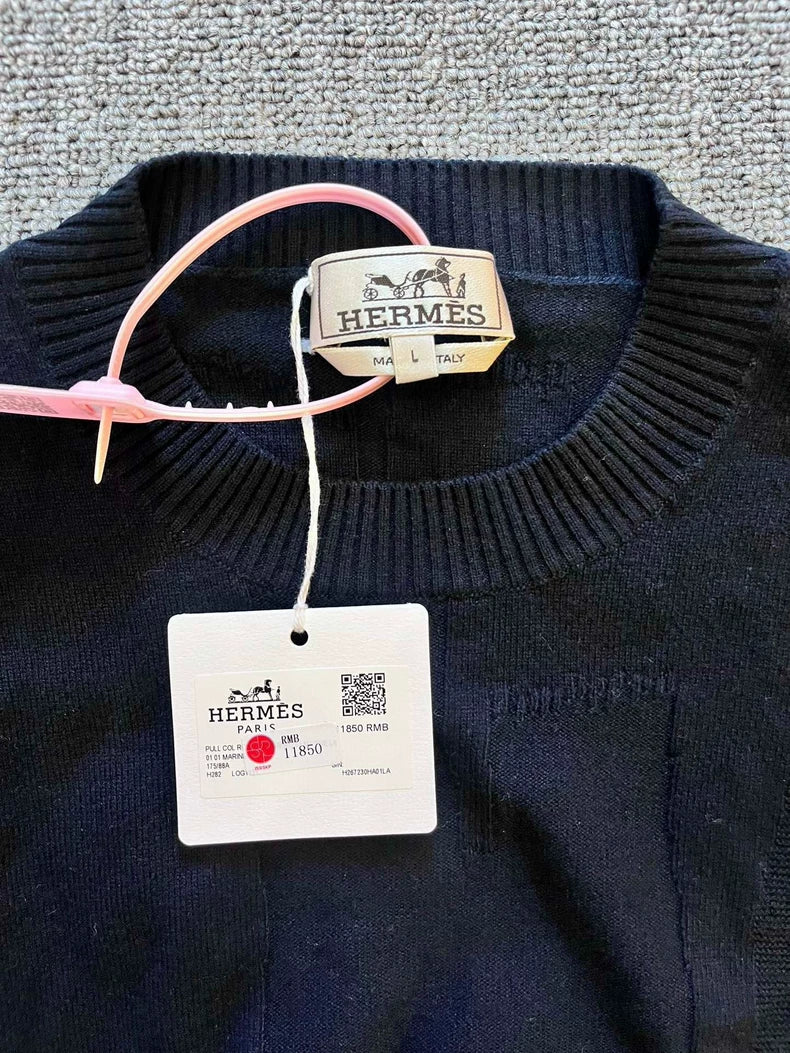 Hermes Men's Long Sleeve Knit Sweater