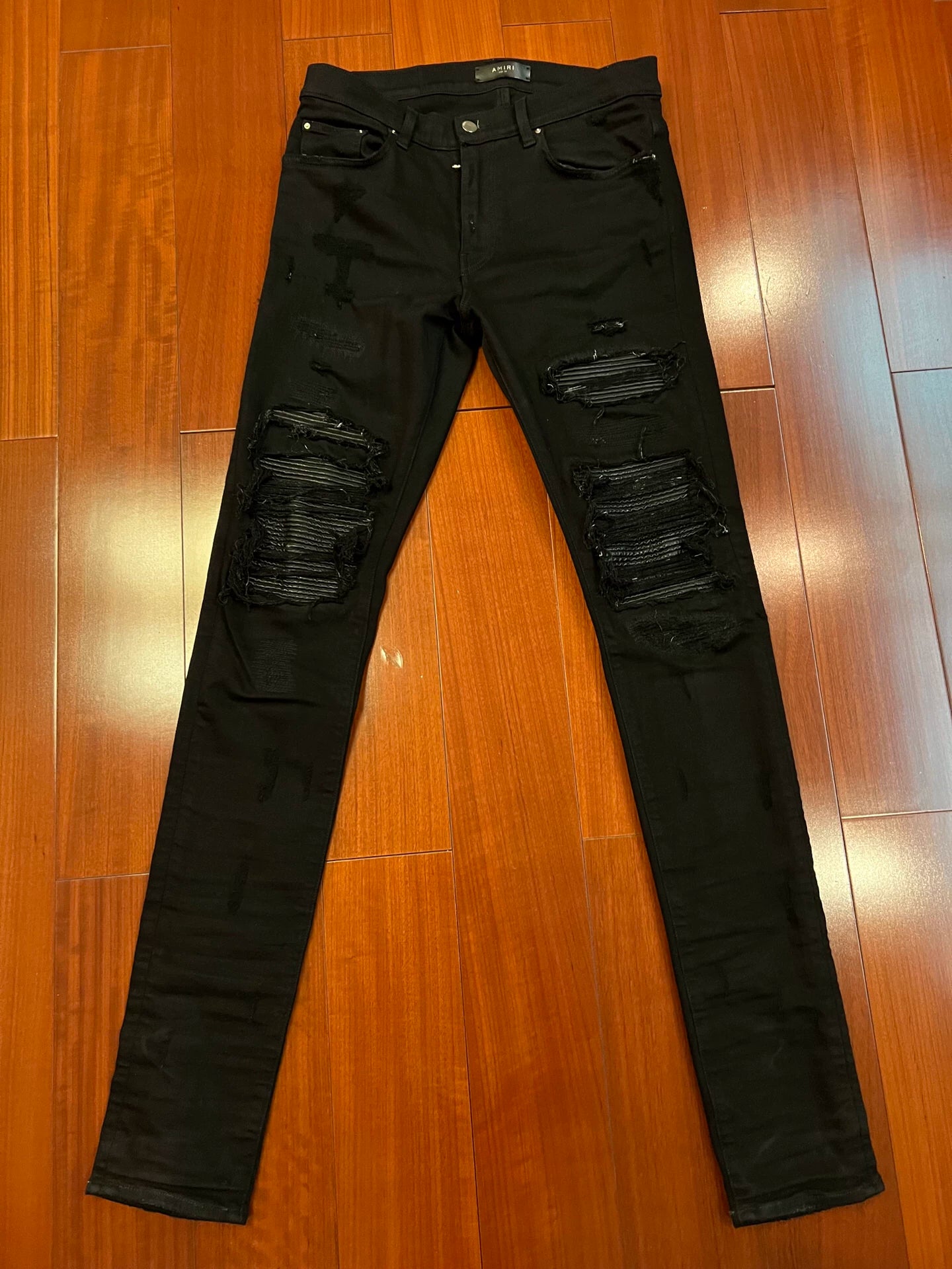 Amiri Classic 16ss Season OG Black Collar Jeans