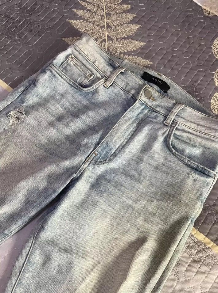 Amiri old jeans with big knees - - DMC