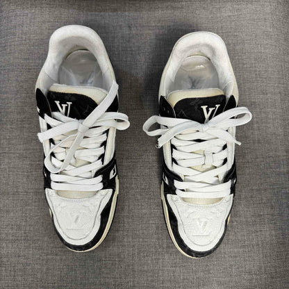 Louis Vuitton Trainer Panda Low Sneakers 0079