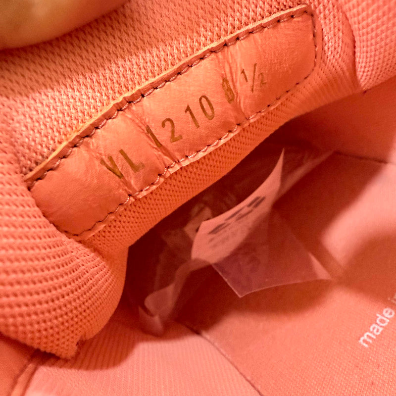 Louis Vuitton Pink Leather Low-Top Sneakers for Men 0079