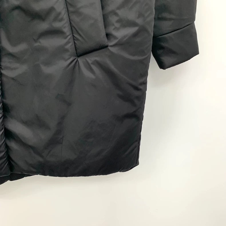 Prada Black Hooded Down Jacket 22款