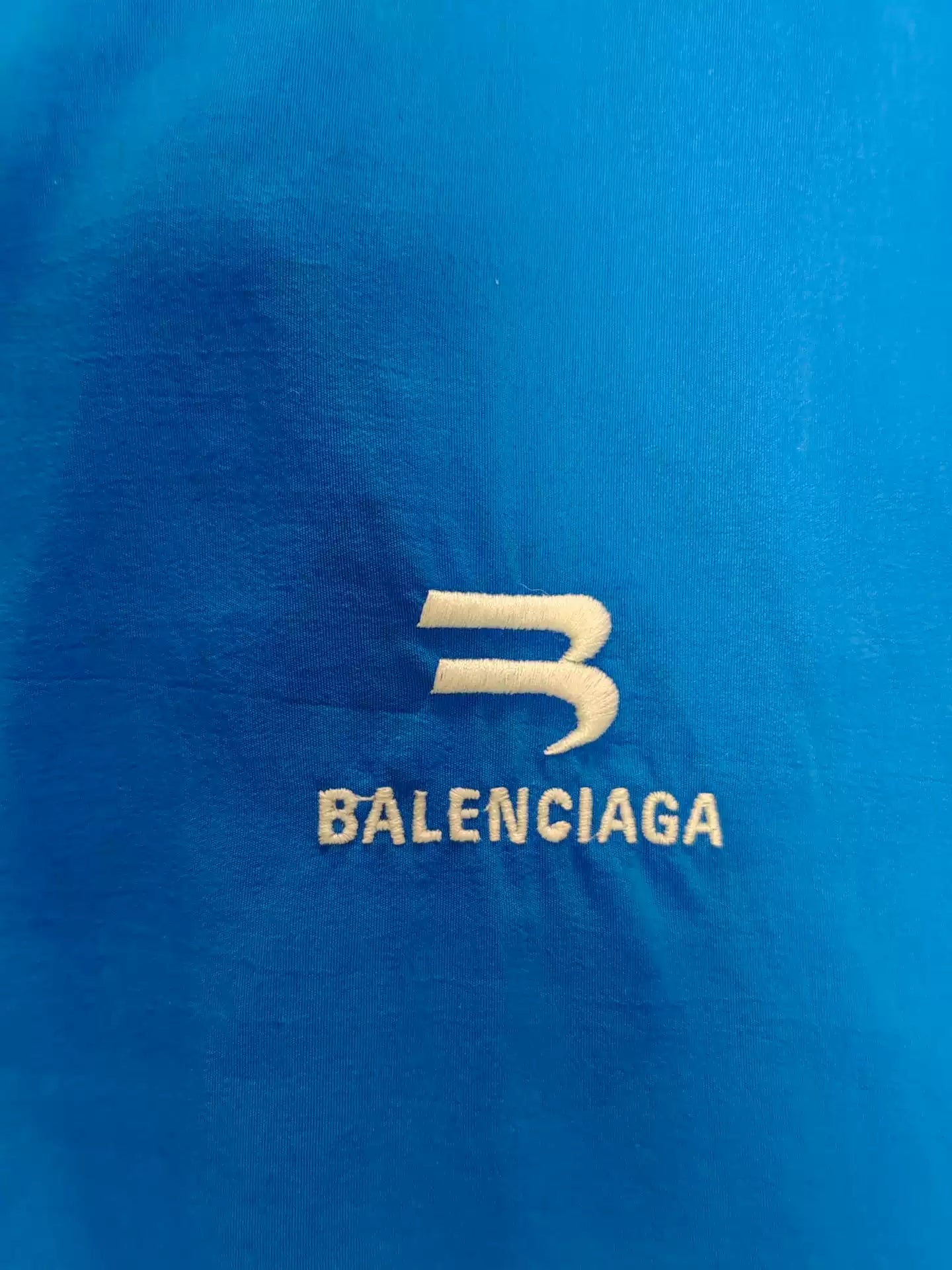 Balenciaga 21ss runway sportyb blue and white patchwork nylon jacket