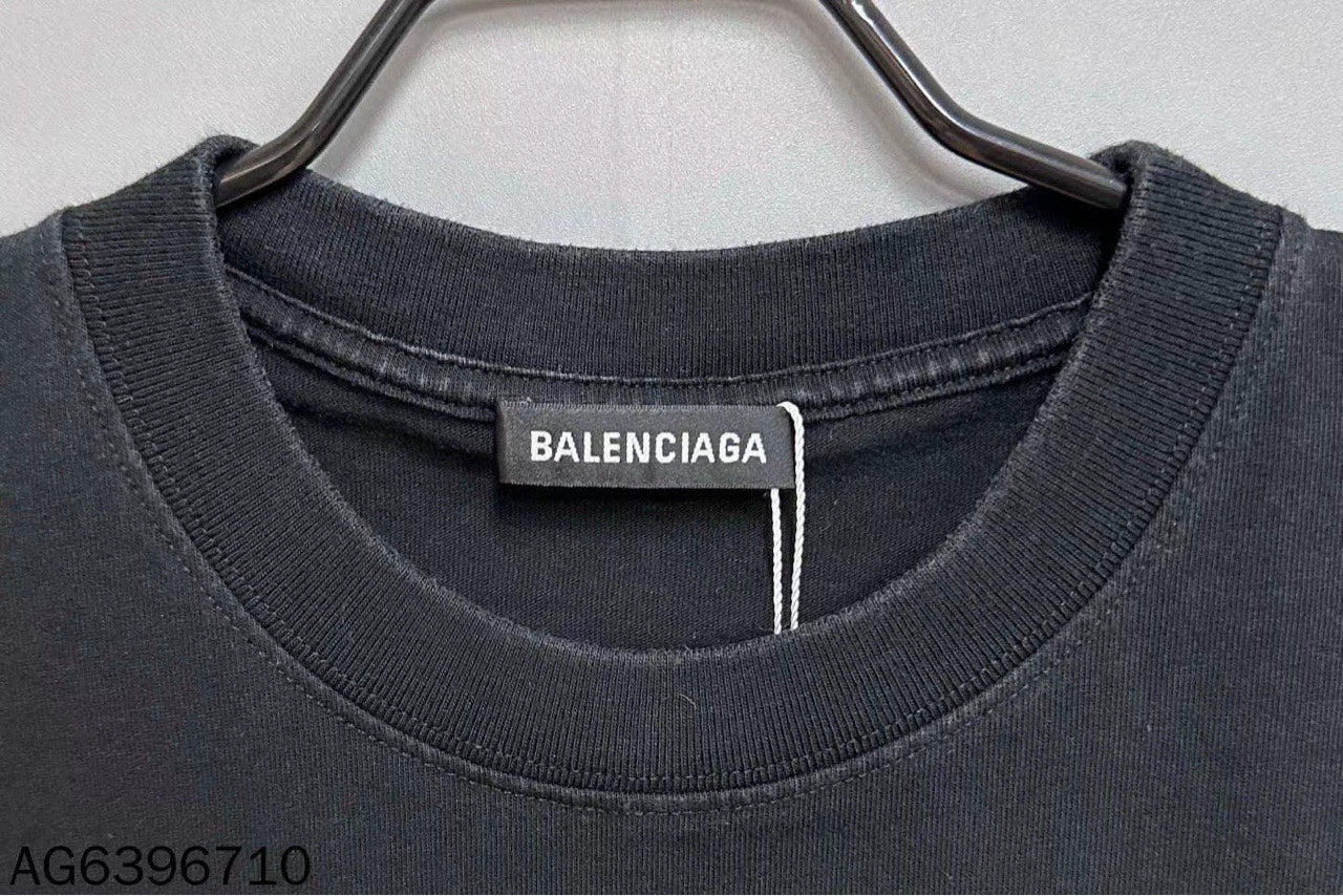 Balenciaga Wfp grain logo short sleeved shirt