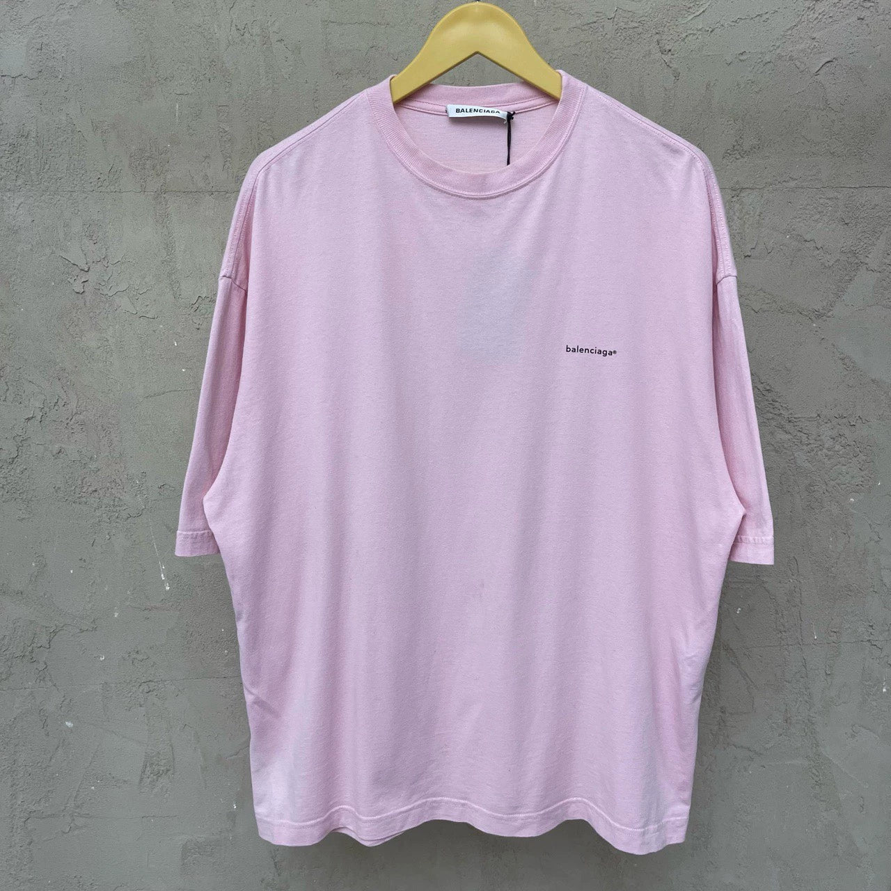 Balenciaga light pink small logo short sleeved shirt