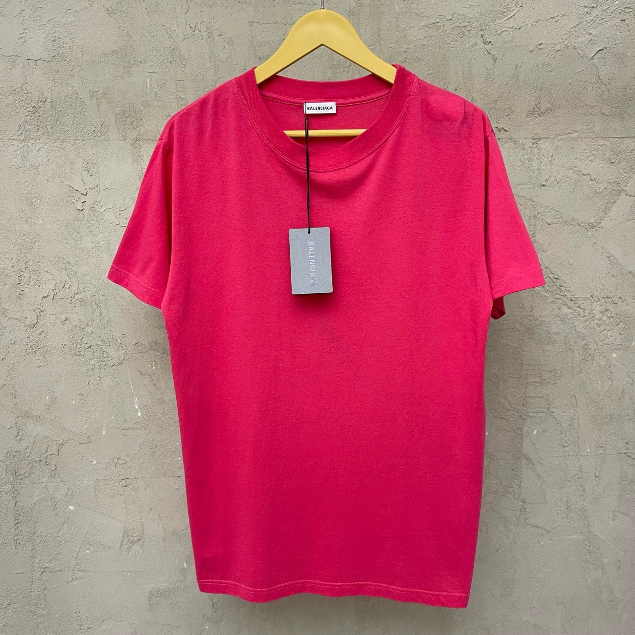 Balenciaga dragon fruit color with fabric logo on the back short sleeved shirt