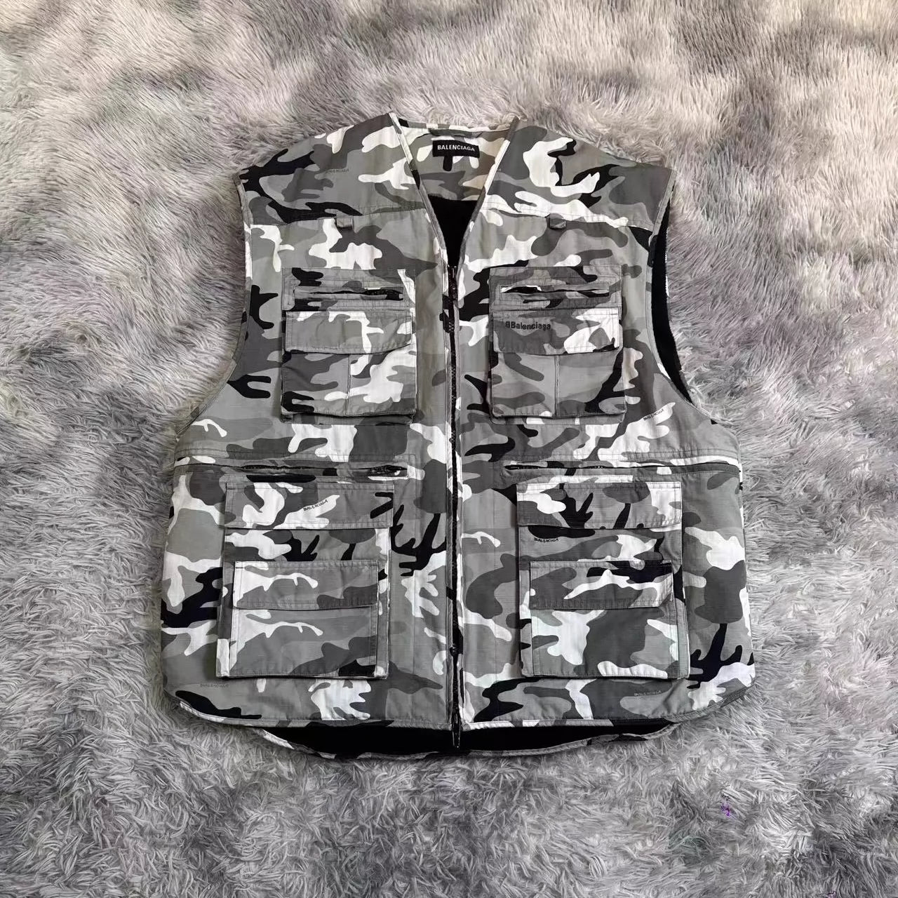 Balenciaga Tomorrow's World Camouflage Zipper Casual Vest