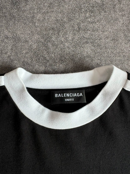 Balenciaga 22fw Black and White Embroidered Logo Splicing Football Short Sleeve