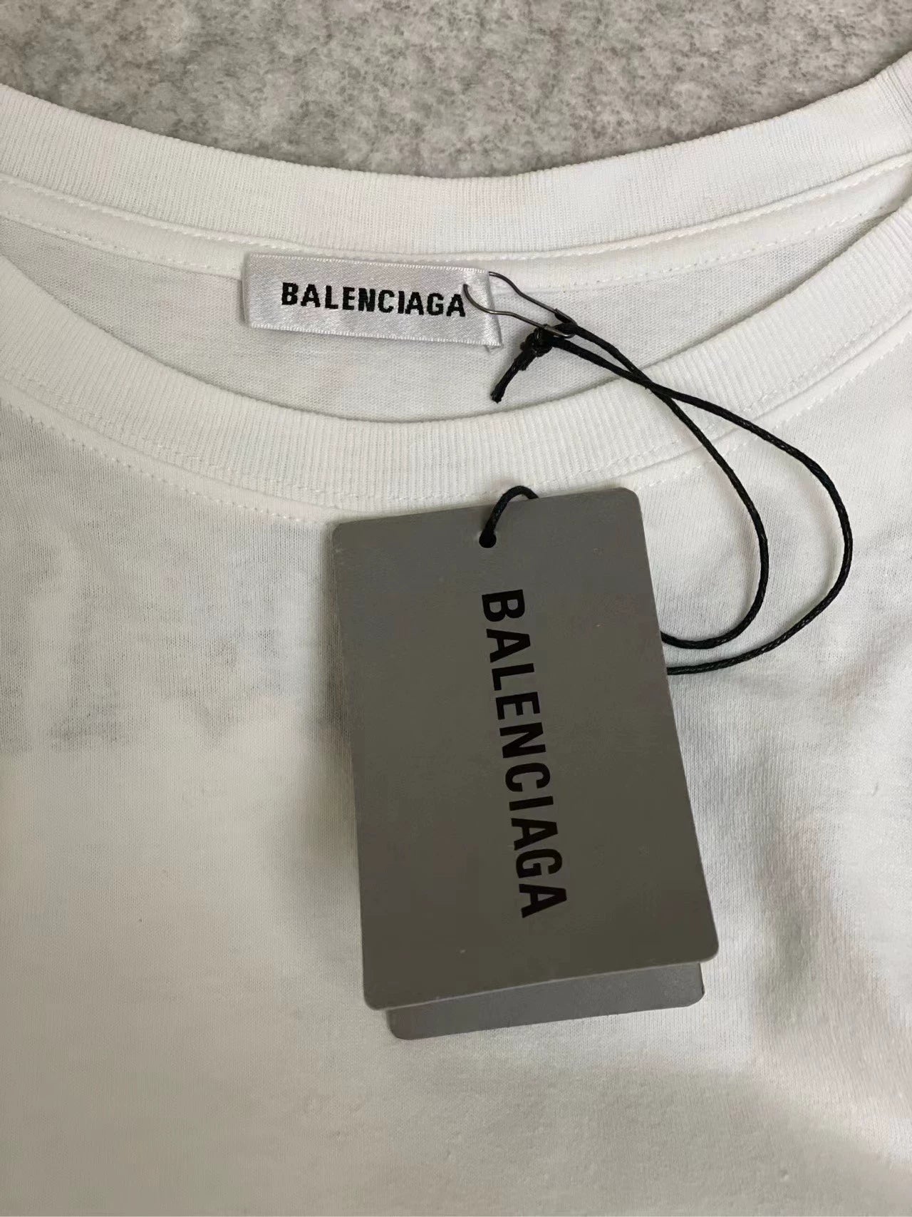 Balenciaga white back embroidered logo short sleeved T-shirt