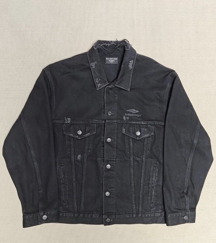 Balenciaga 22fw destroys denim jacket - DMC