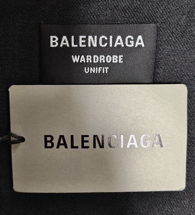 Balenciaga 22fw destroys denim jacket - DMC