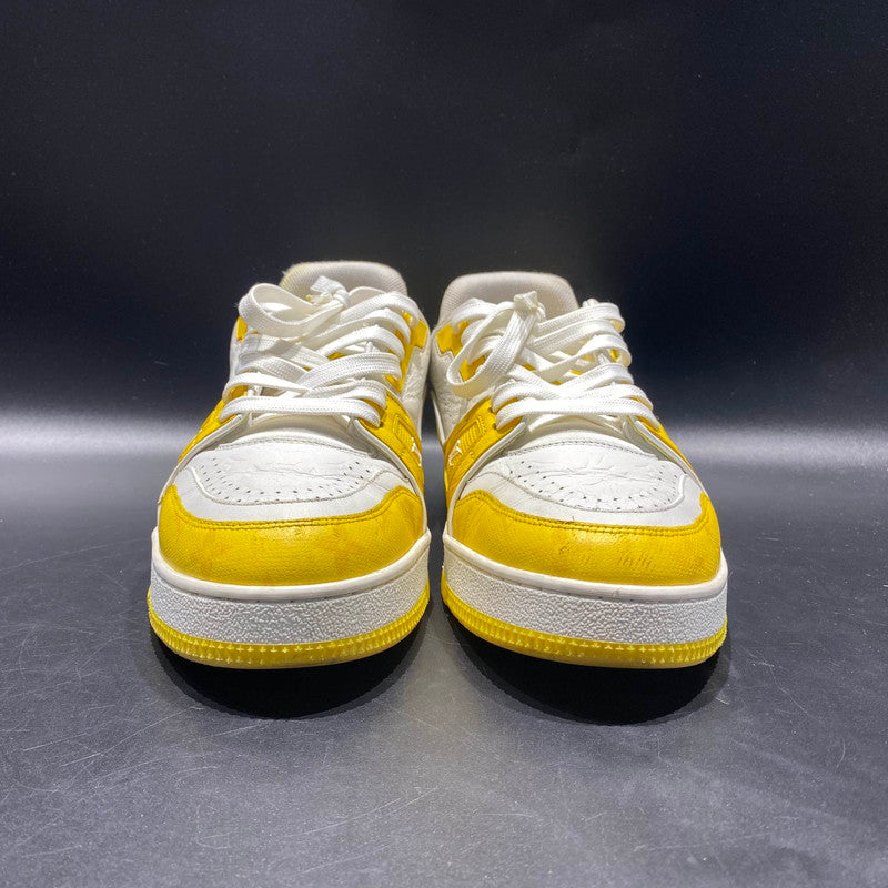 Louis Vuitton Trainer Low-Top Sneakers in White and Yellow 0079