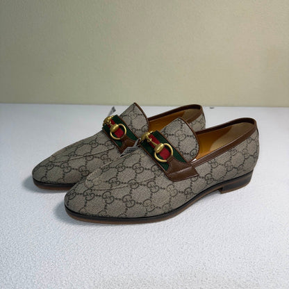 Gucci Horsebit Leather Loafers in Beige 0079