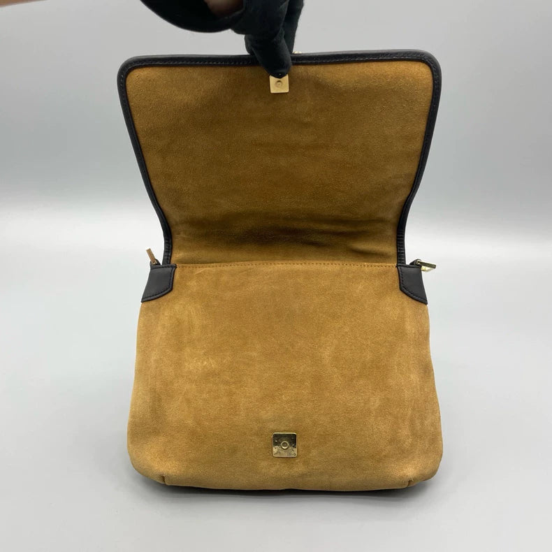 Gucci Suede Tiger Head Shoulder Bag