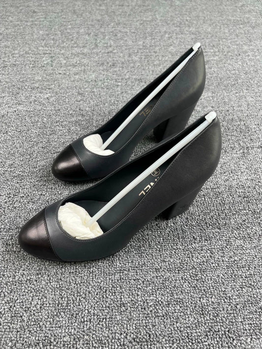 Chanel Black Leather Heels Classic Style-yf