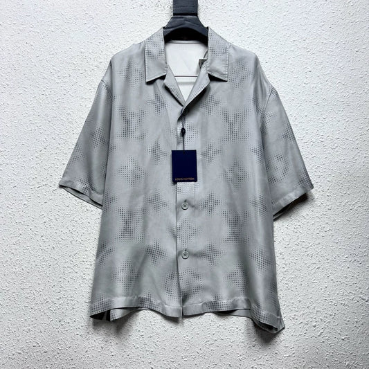 Louis Vuitton Monogram Short Sleeve Silk Shirt-yf