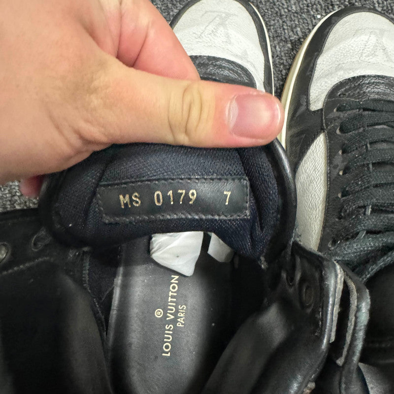 Louis Vuitton Rivoli Sneakers in Black and White 0079