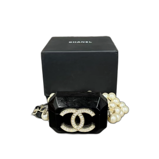 Chanel Pearl Headphone Case