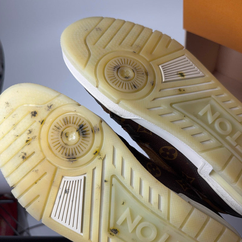 Louis Vuitton Fashion Casual Sneakers for Men 0079